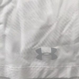 NWOT underarmour long sleeve